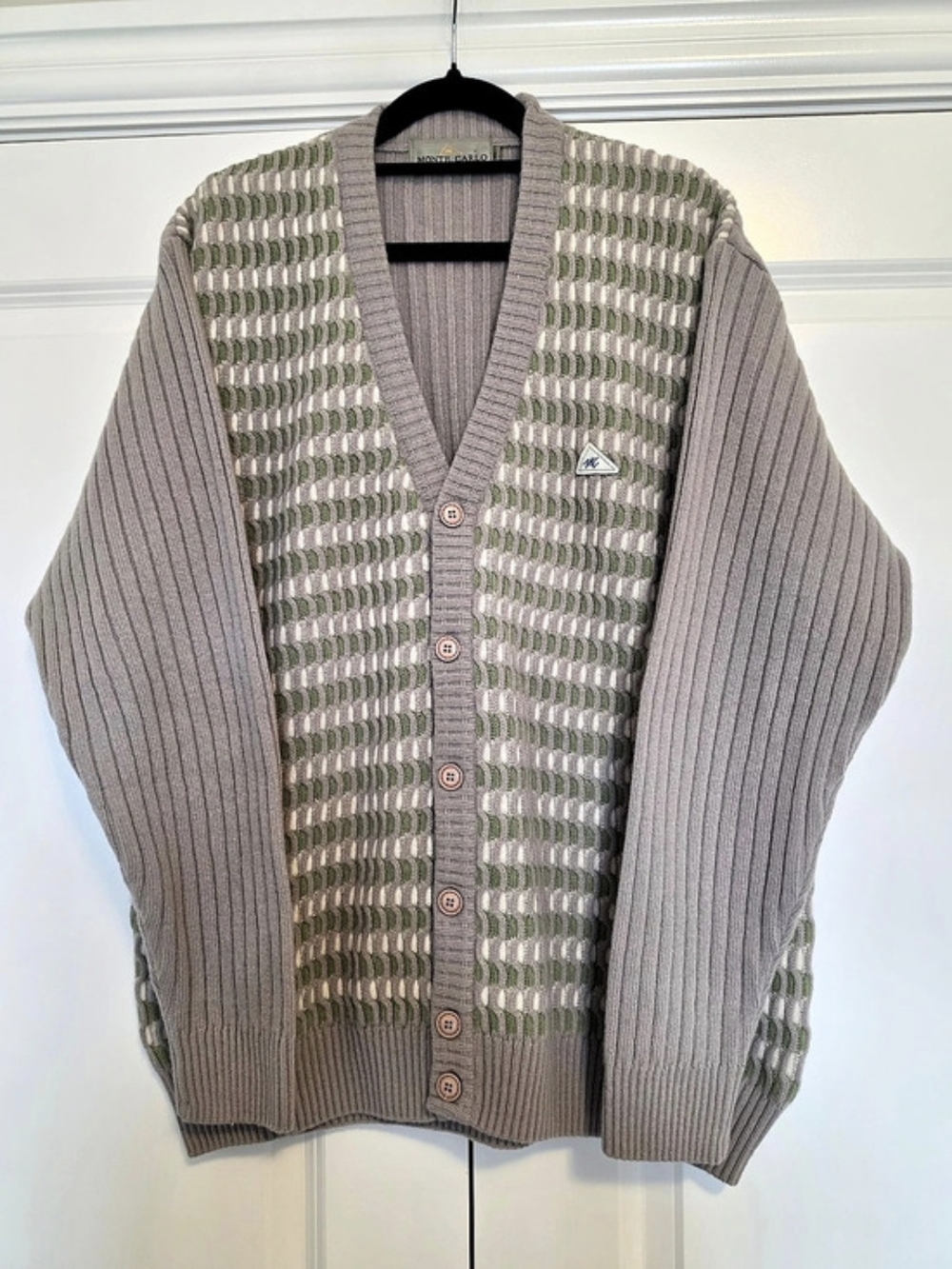 MONTE CARLO MEN'S LAMBSWOOL V-NECK BUTTON CARDIGAN TEXTURED KNIT SIZE 42
